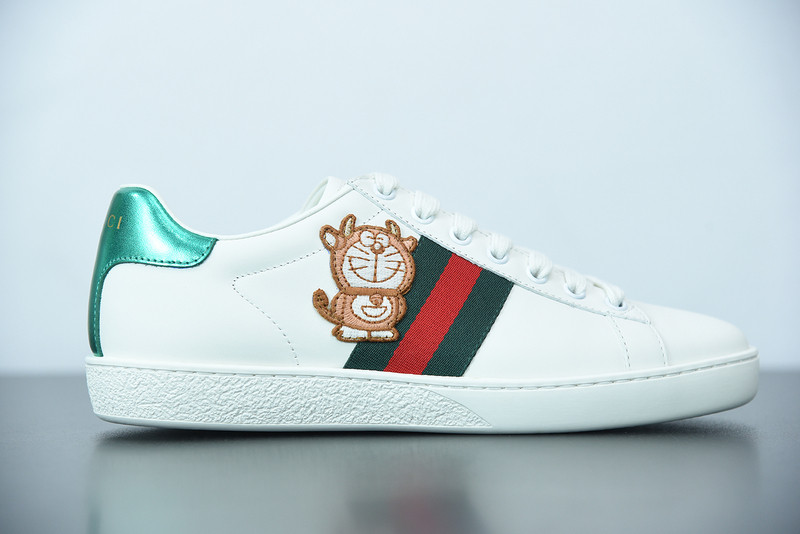 G*u*i sneaker