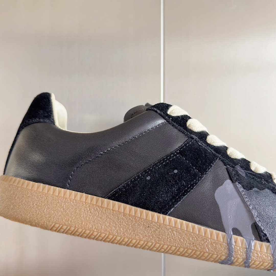 ma*s*n Ma*i*la sneaker
