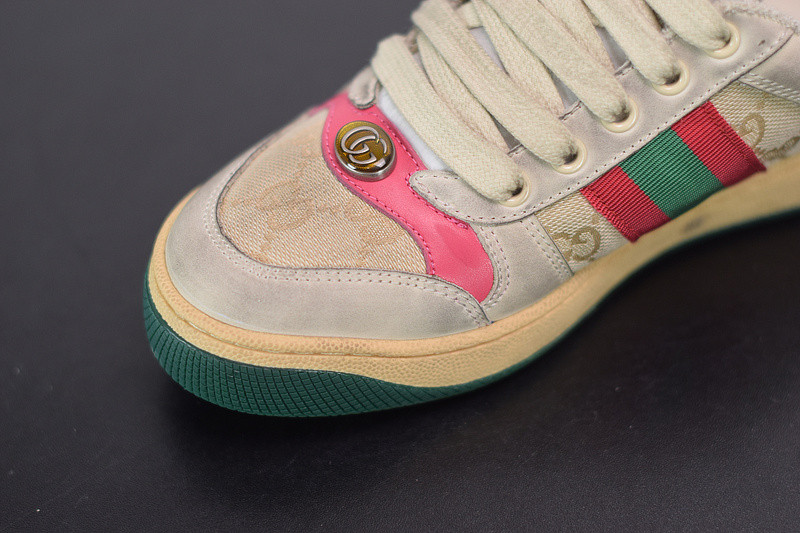 G*u*i sneaker