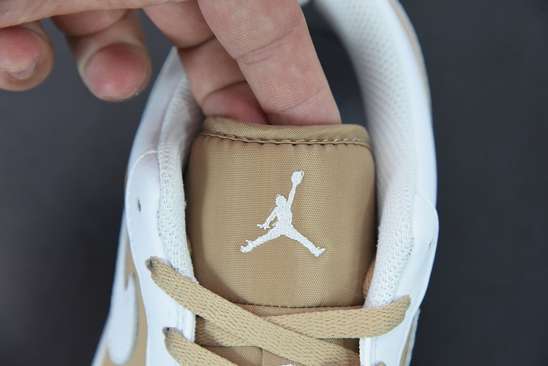 AIR JORDAN 1 LOW