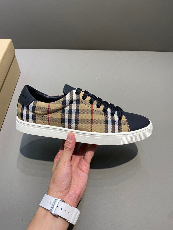 Burberry Sneaker