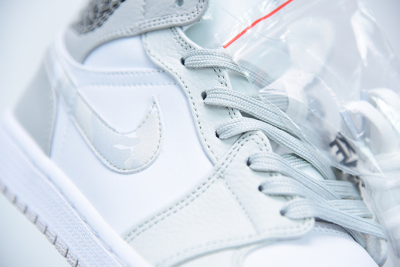 AIR JORDAN 1 MID