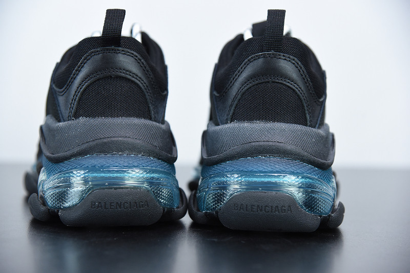 BC TRIPLE S TRAINER 544351 W09E1 9025