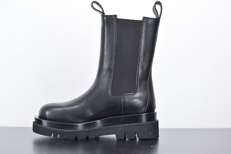 b0tte*a Ven*ta sneaker