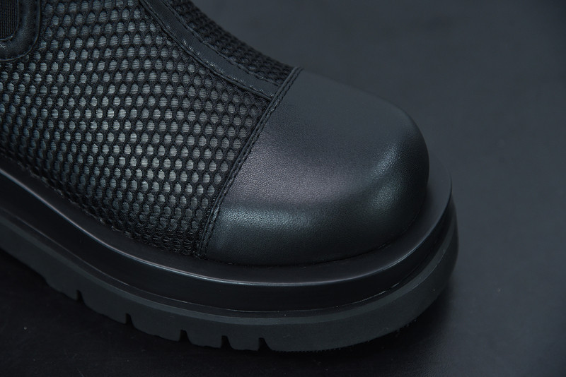 b0tte*a Ven*ta sneaker