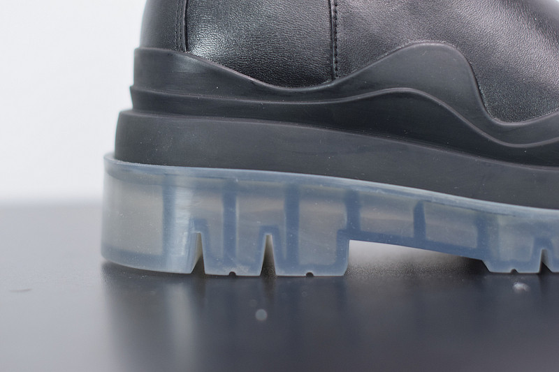 b0tte*a Ven*ta sneaker