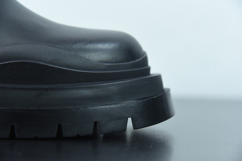 b0tte*a Ven*ta sneaker
