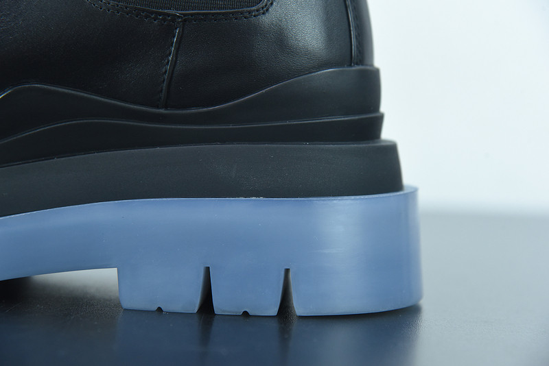 b0tte*a Ven*ta sneaker