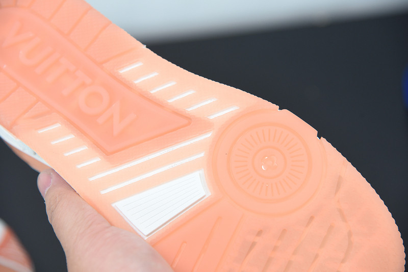 LVT SNEAKERS