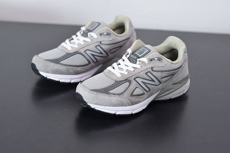 NEW BALANCE M990GL4