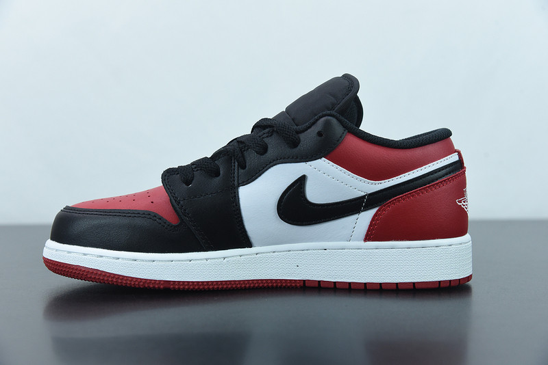 AIR JORDAN 1 LOW 
