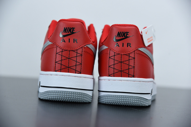 NIKE AIR FORCE 1 LOW IN RED AND GREY DD7113-600