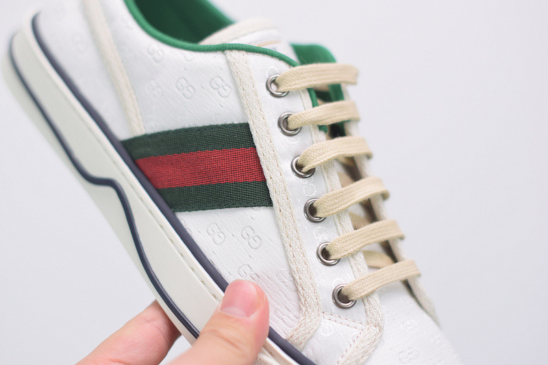 G*u*i sneaker