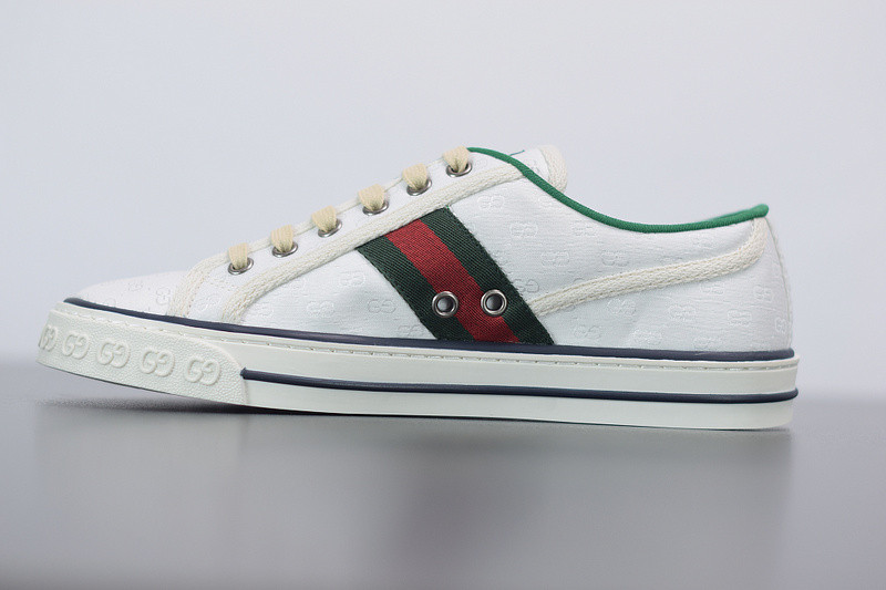 G*u*i sneaker