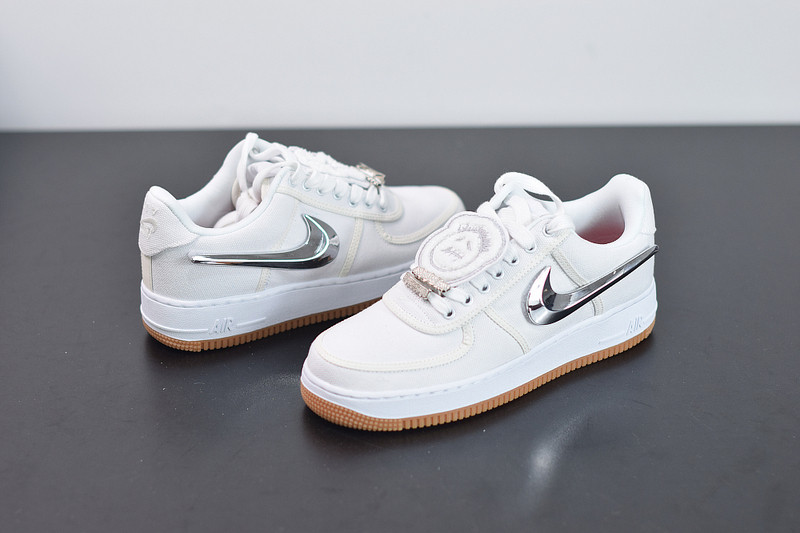 NIKE AIR FORCE 1 LOW "TRAVIS SCOTT" AQ4211-100