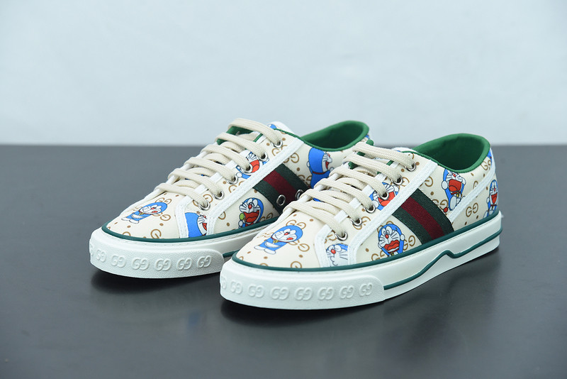 G*u*i sneaker