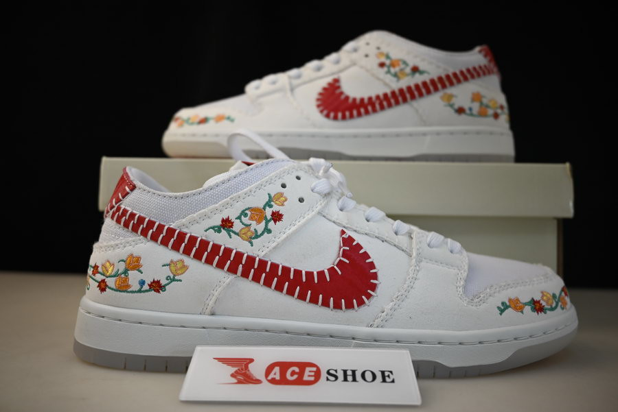 Nike Dunk Low Decon SB 