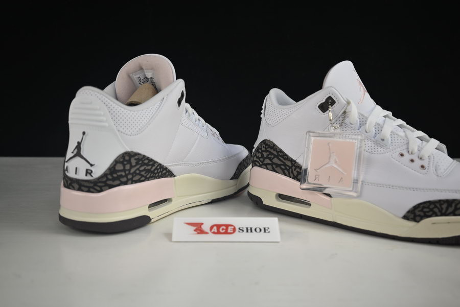 WMNS AIR JORDAN 3 RETRO