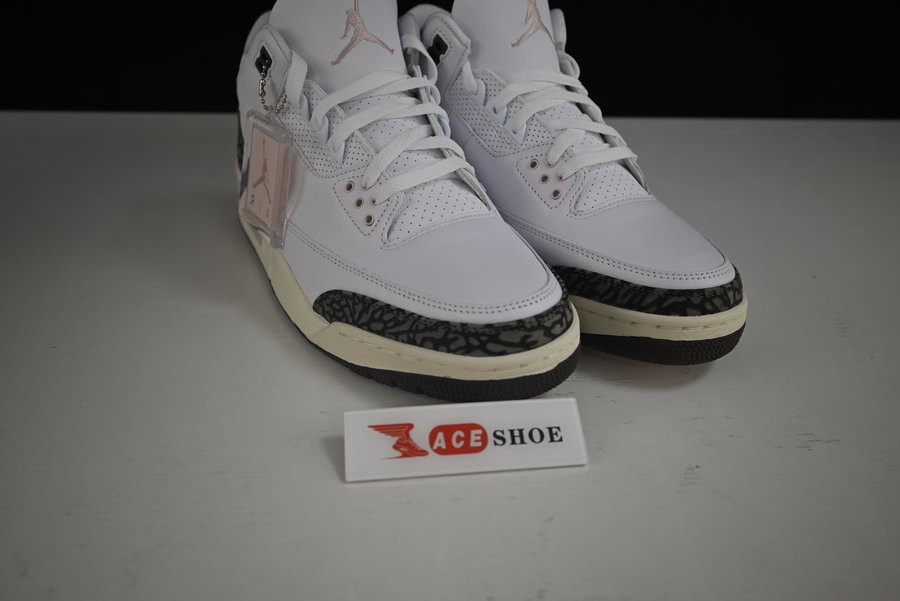 WMNS AIR JORDAN 3 RETRO