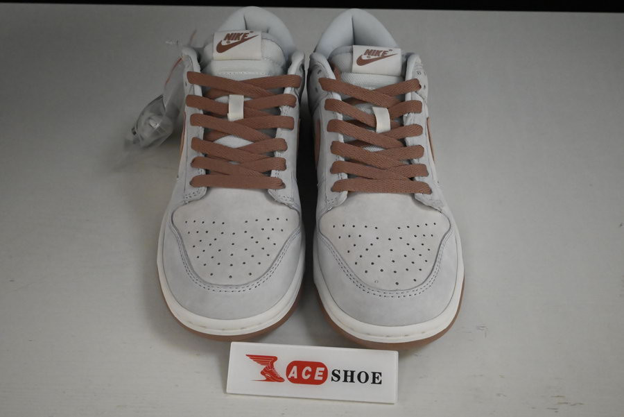 NIKE DUNK LOW RETRO PREMIUM