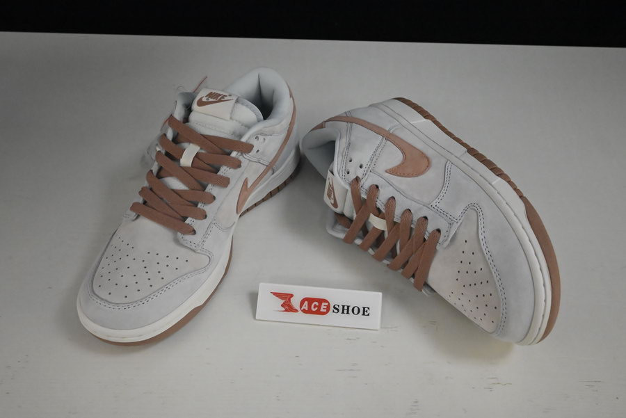 NIKE DUNK LOW RETRO PREMIUM