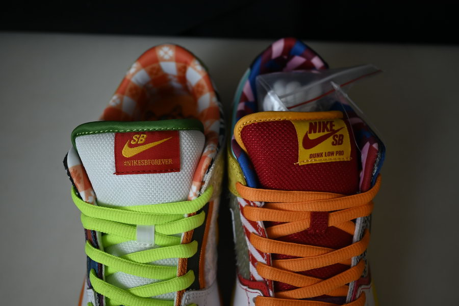 Nike SB Dunk Low