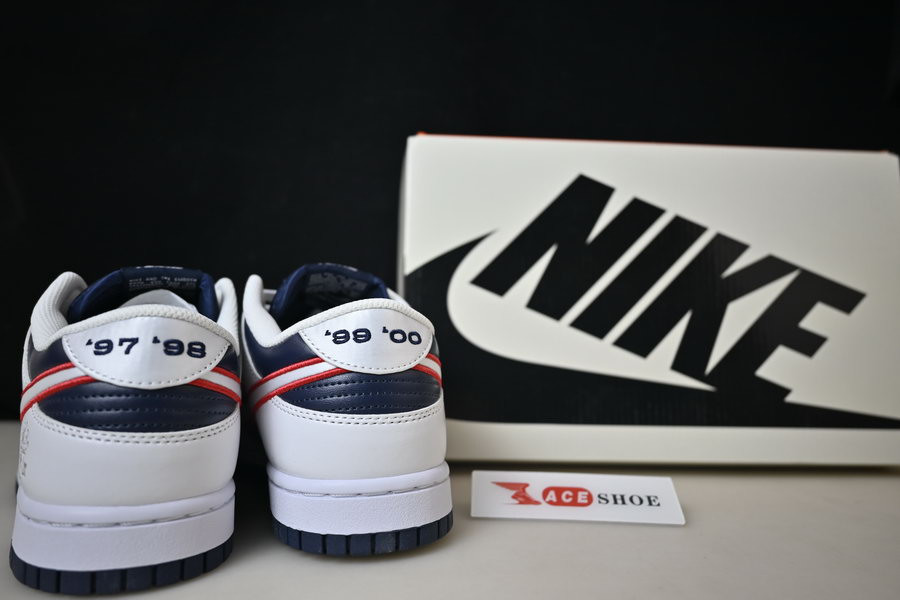 Nike Dunk Low "Houston Comets Four-Peat" DZ2780-100