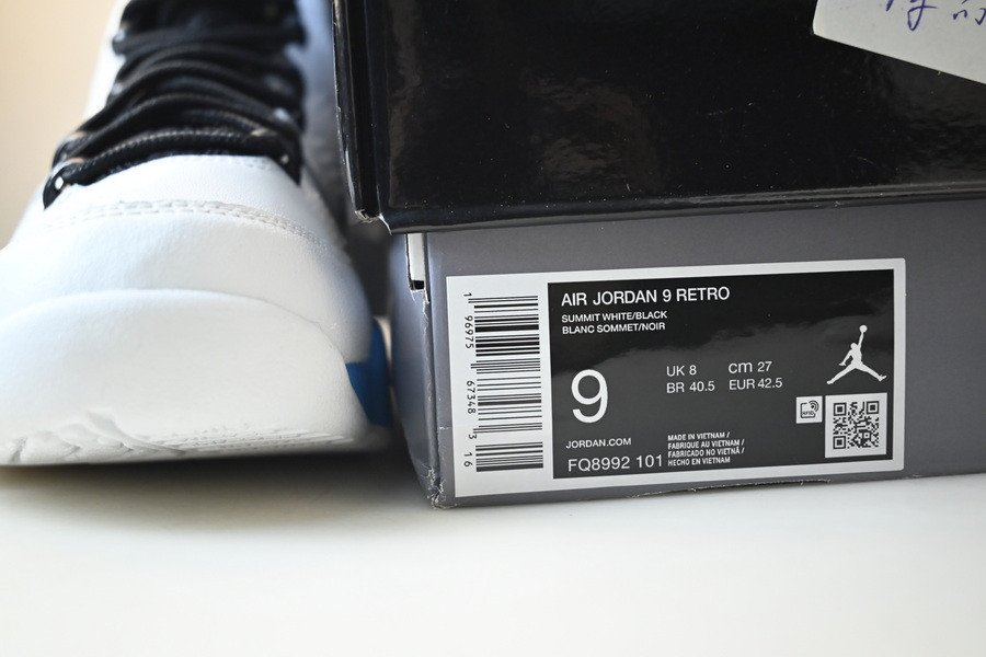 Air Jordan 9 OG "Powder Blue" FQ8992-101