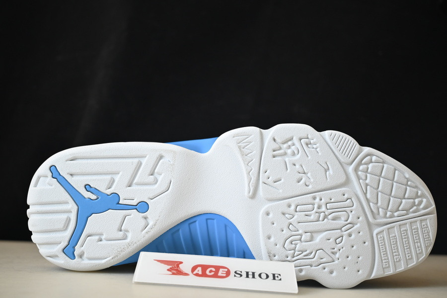 Air Jordan 9 OG "Powder Blue" FQ8992-101
