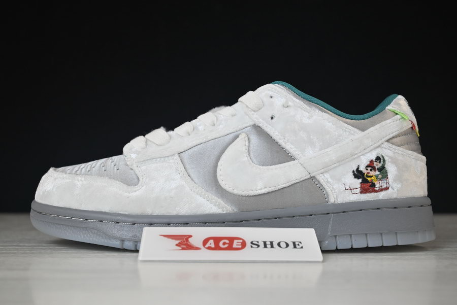 NIKE SB DUNK LOW 