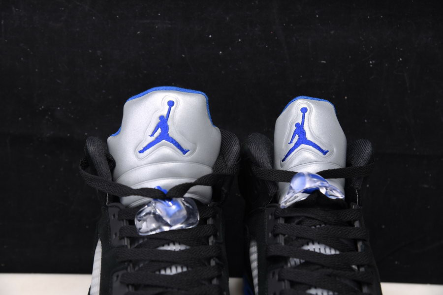 AIR JORDAN 5 RETRO