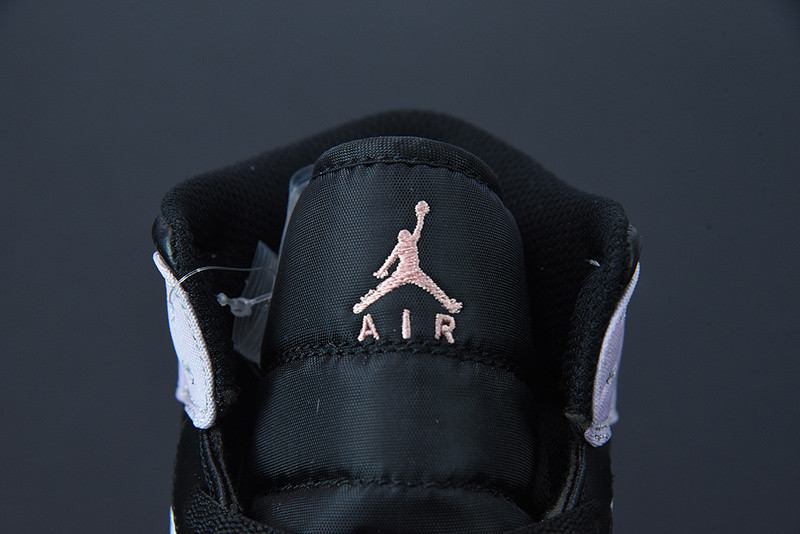 AIR JORDAN 1 MID SE