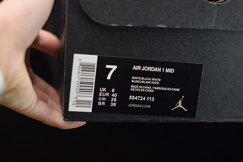 AIR JORDAN 1 MID WHITE BLACK 554724-113