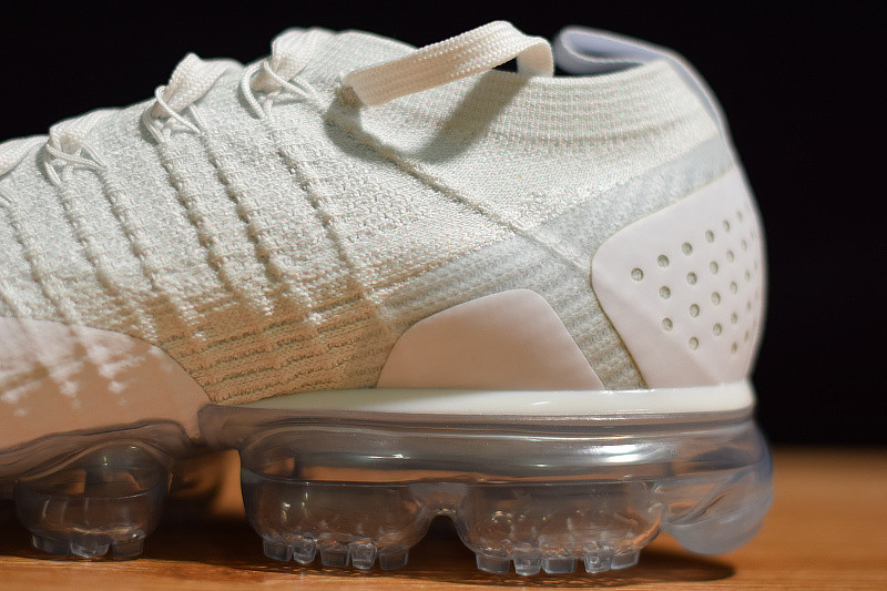 NIKE AIR VAPORMAX FLYKNIT 2