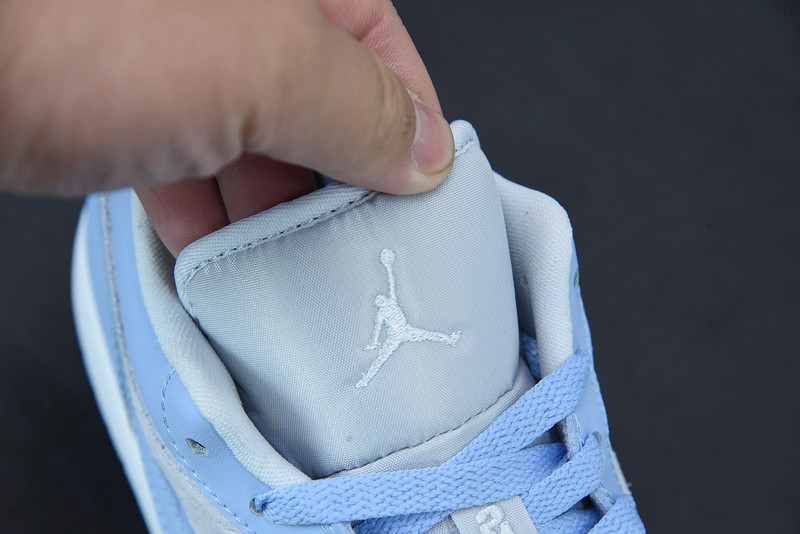 AIR JORDAN 1 LOW