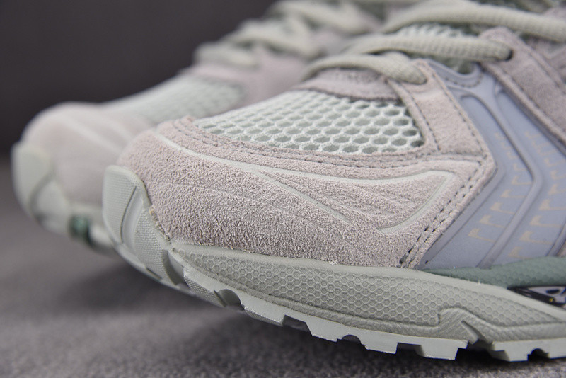 ASICS Gel Kayano 14