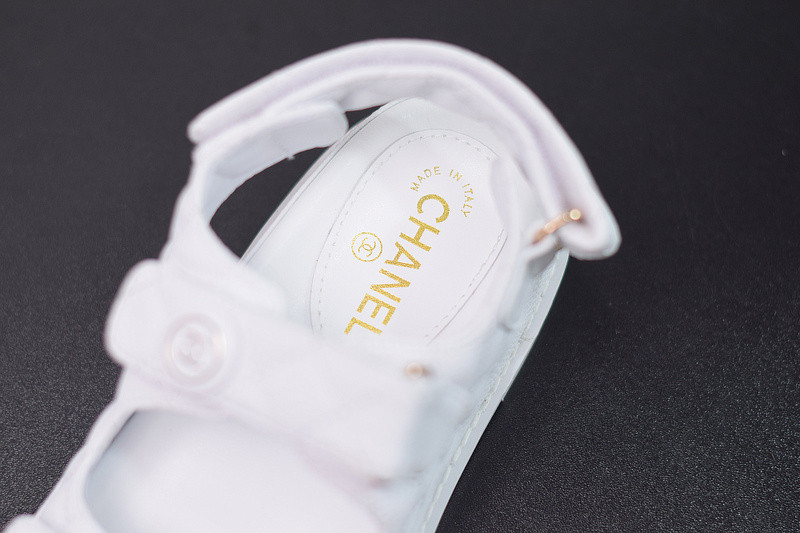 Chanel Slide
