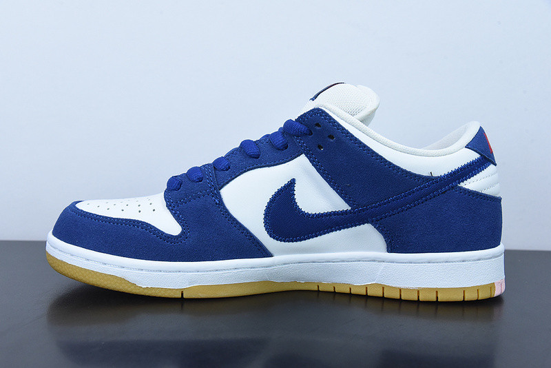 Nike SB Dunk Low “LA Dodgers” DO9395-400