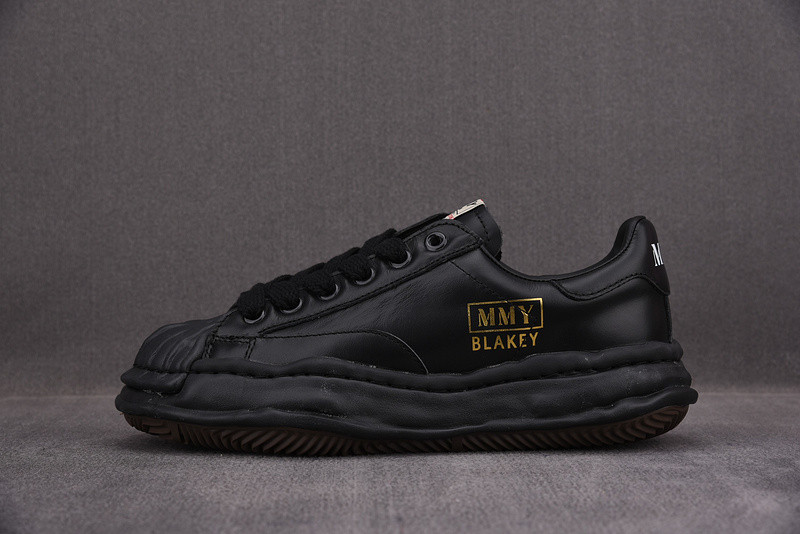 Ma*s*n mihara yasuhiro sneaker