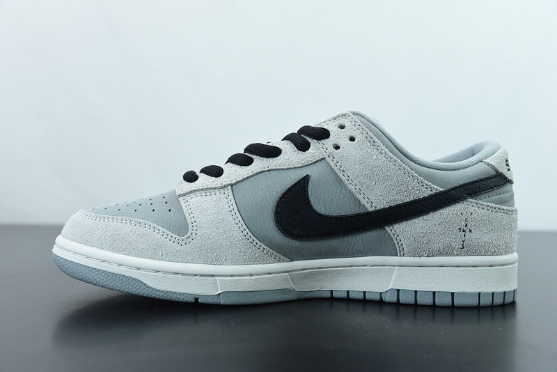 TRAVIS SCOTT X NIKE DUNK LOW SP WHITE GREY BLACK CU1726-900