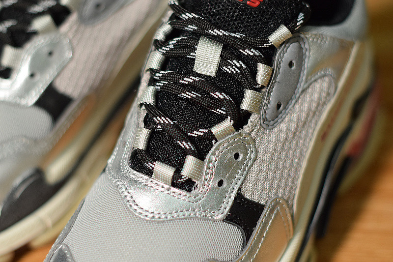 BC TRIPLE S TRAINER 512175 W0903 1081