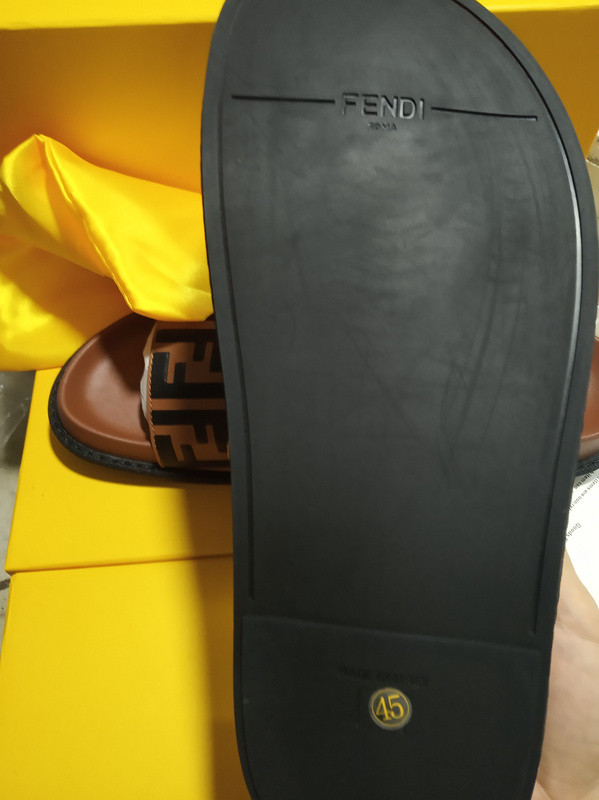 FENDI SLIDE