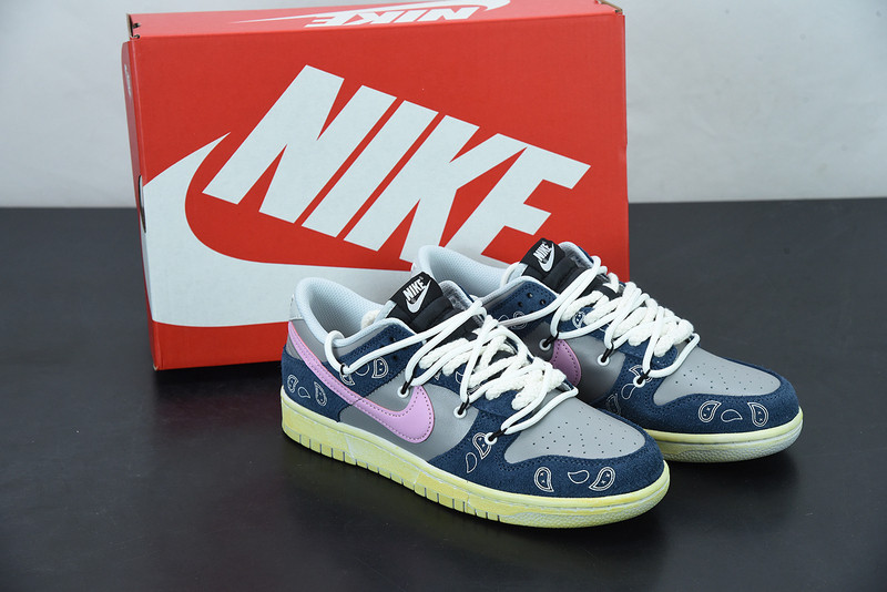 NIKE SB DUNK LOW
