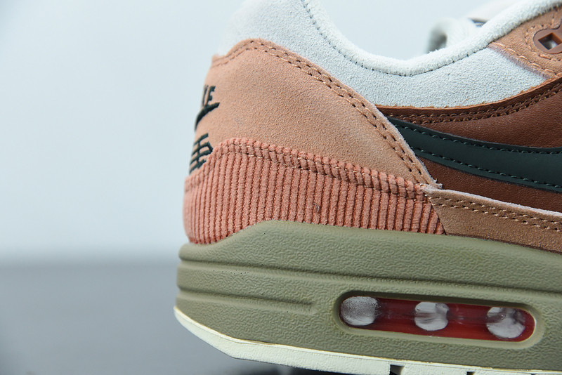 NIKE AIR MAX 1 CITY PACK 