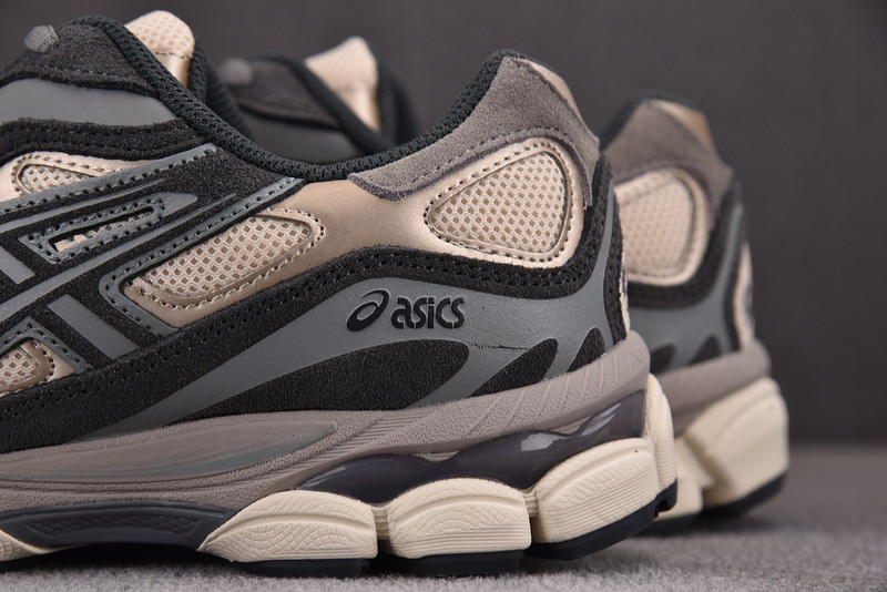 ASICS Gel NYC 