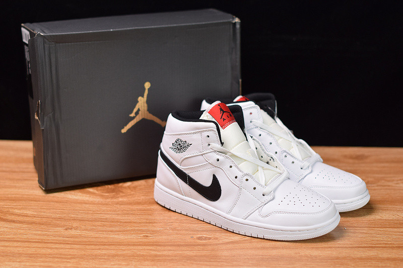 AIR JORDAN 1 RETRO HIGH OG "YING YANG PACK" 555088-102