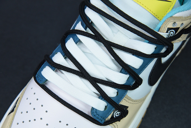 NIKE DUNK LOW SE "FREE .99“