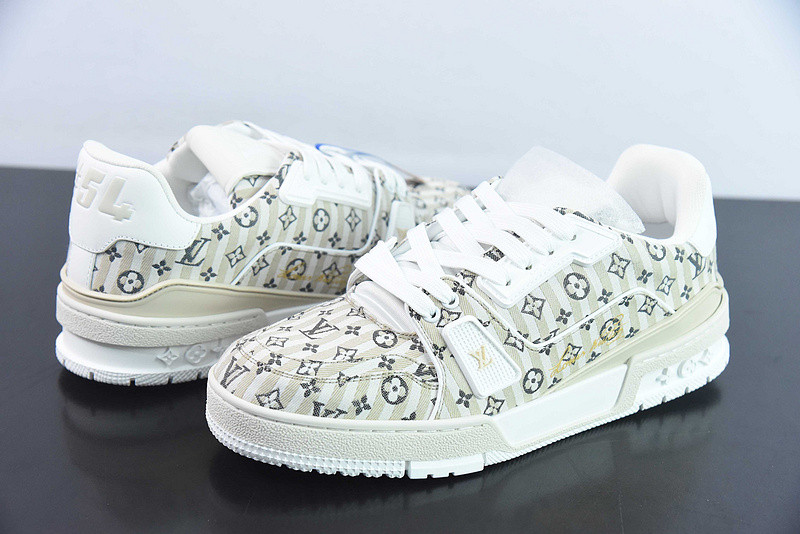 LVT SNEAKERS