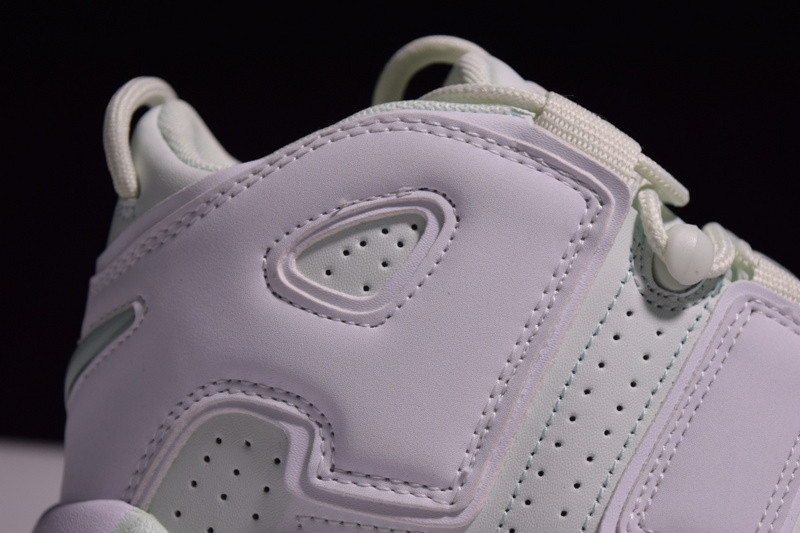 NIKE AIR MORE UPTEMPO 
