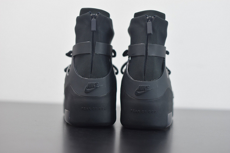NIKE CONFIRMS AIR FEAR OF GOD 1 “TRIPLE BLACK”  AR4237-005